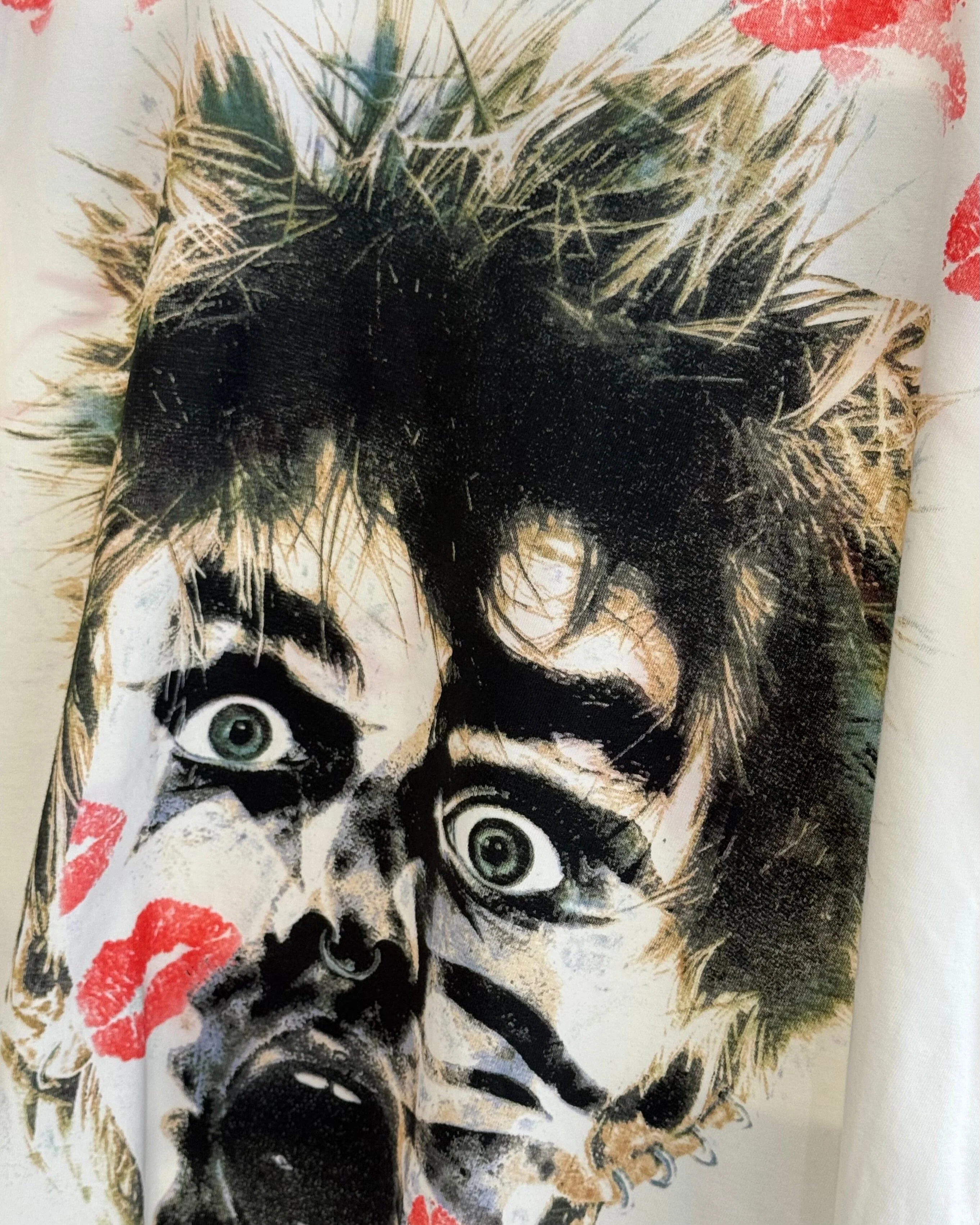Hellstar | Kisses T-Shirt "Vintage Cream" - Image 3