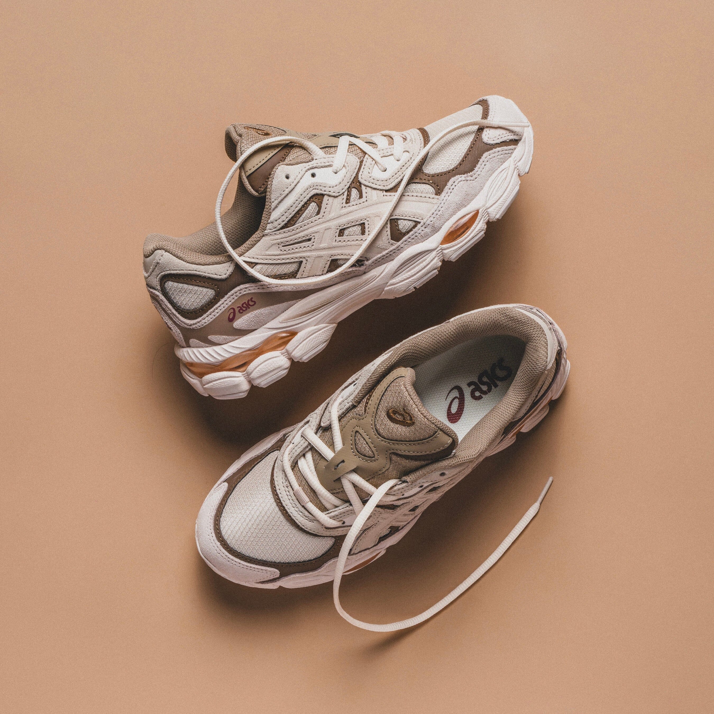 MENS ASICS | Gel- NYC (BEIGE/MINERAL BEIGE) - Image 3