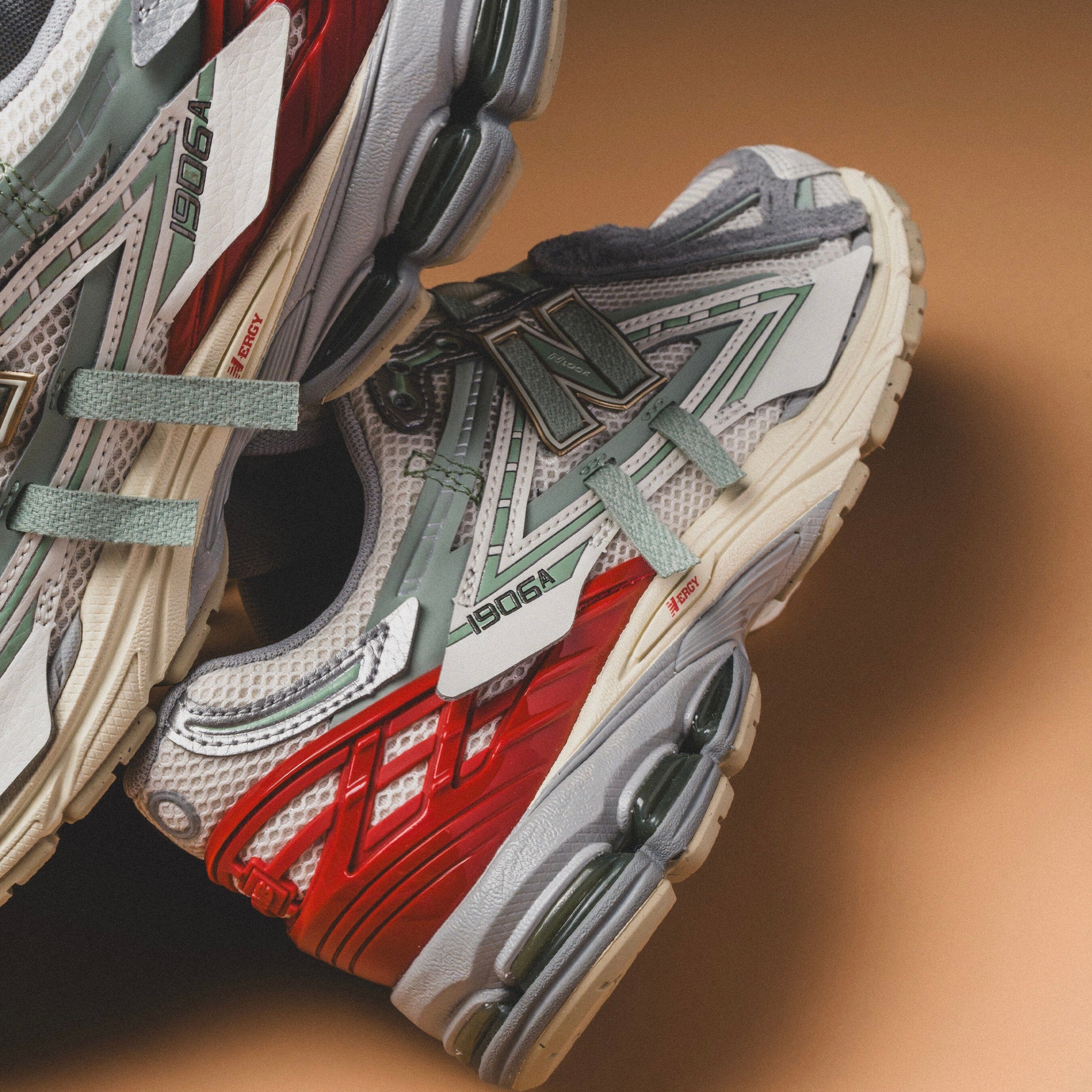 MENS New Balance | U1906 Deconstructed "Sea Salt" - Image 3
