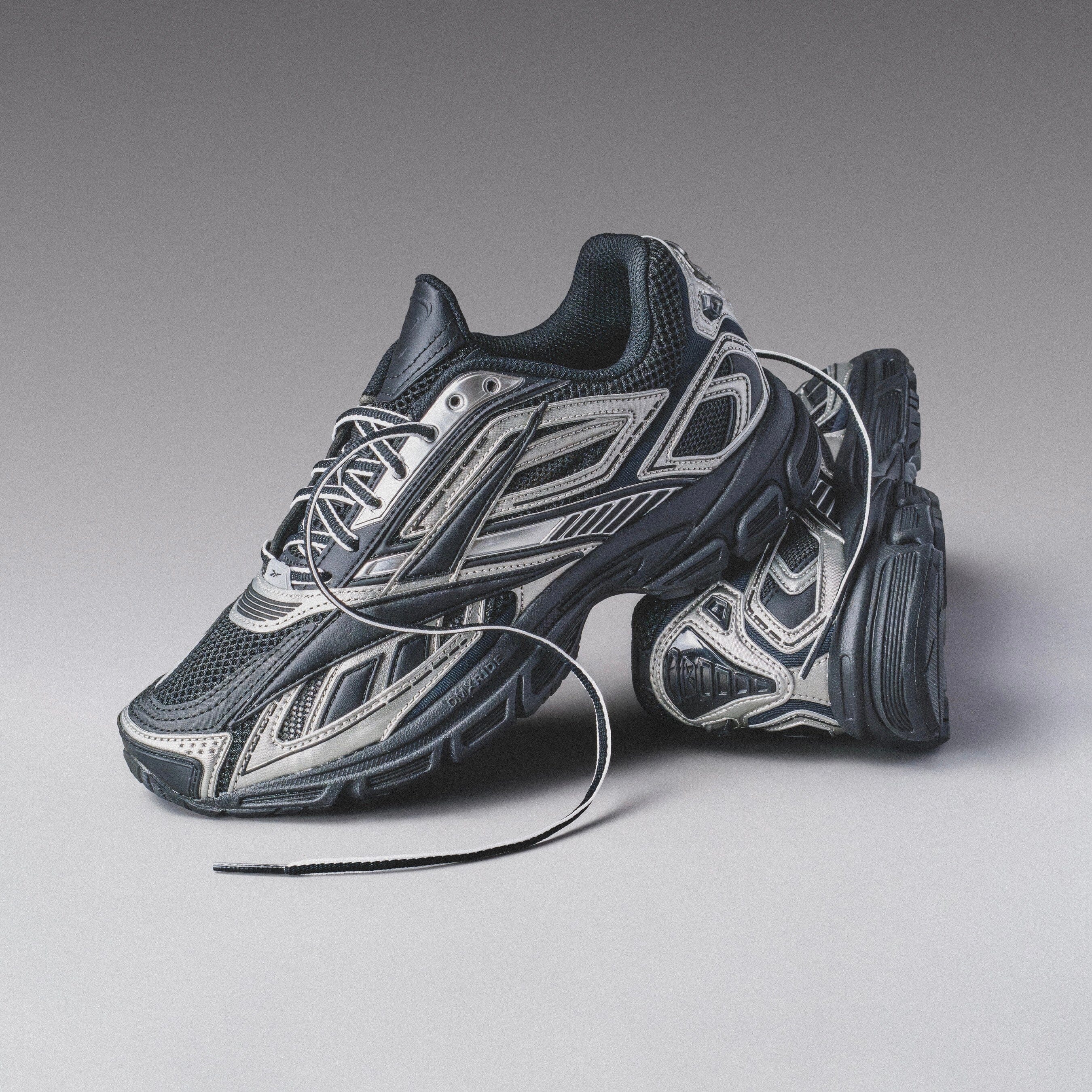 MEN'S REEBOK | PREMIER ROAD ULTRA (Black Metallic) - Image 3