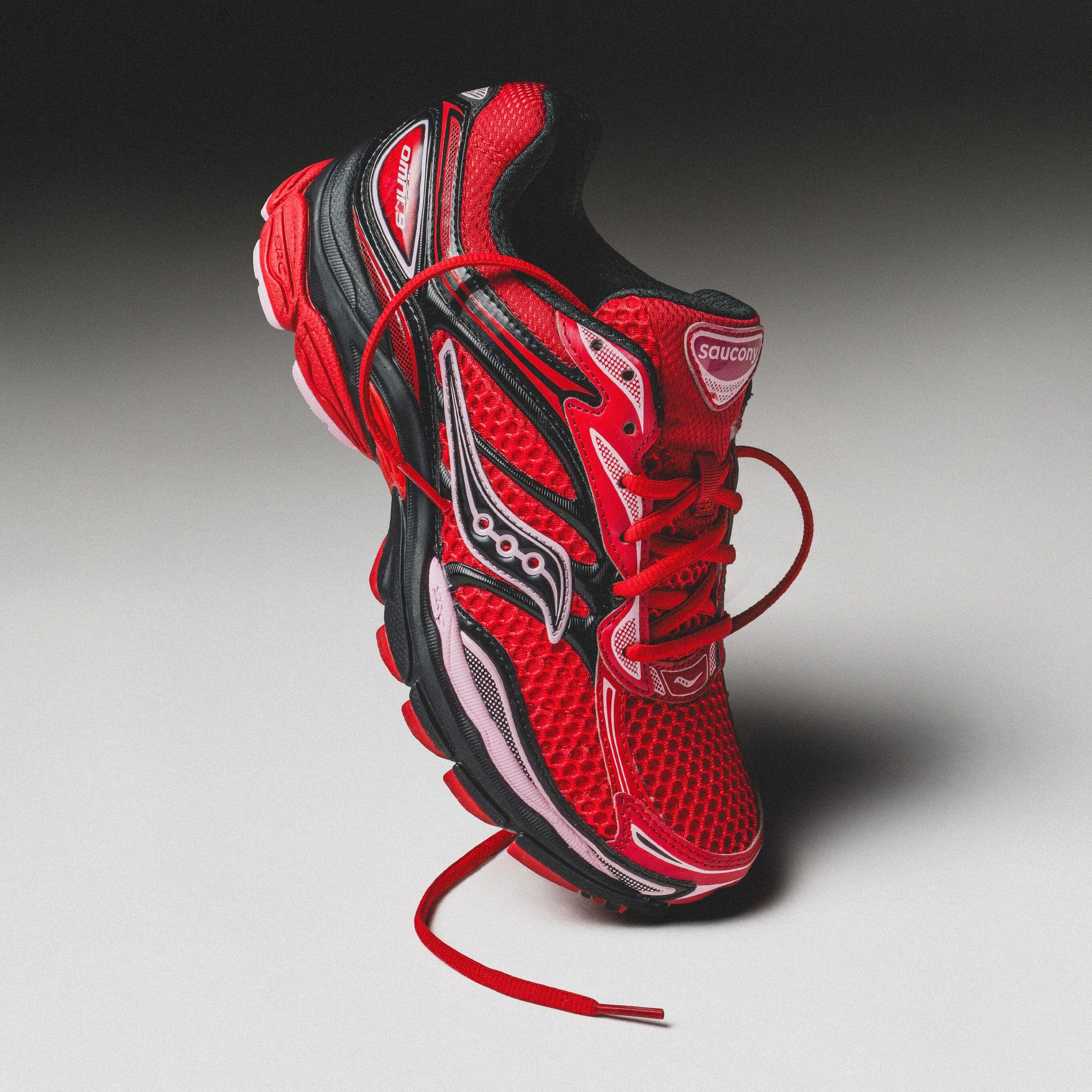 MENS Saucony | Progrid Omni 9 (VALENTINE) - Image 3