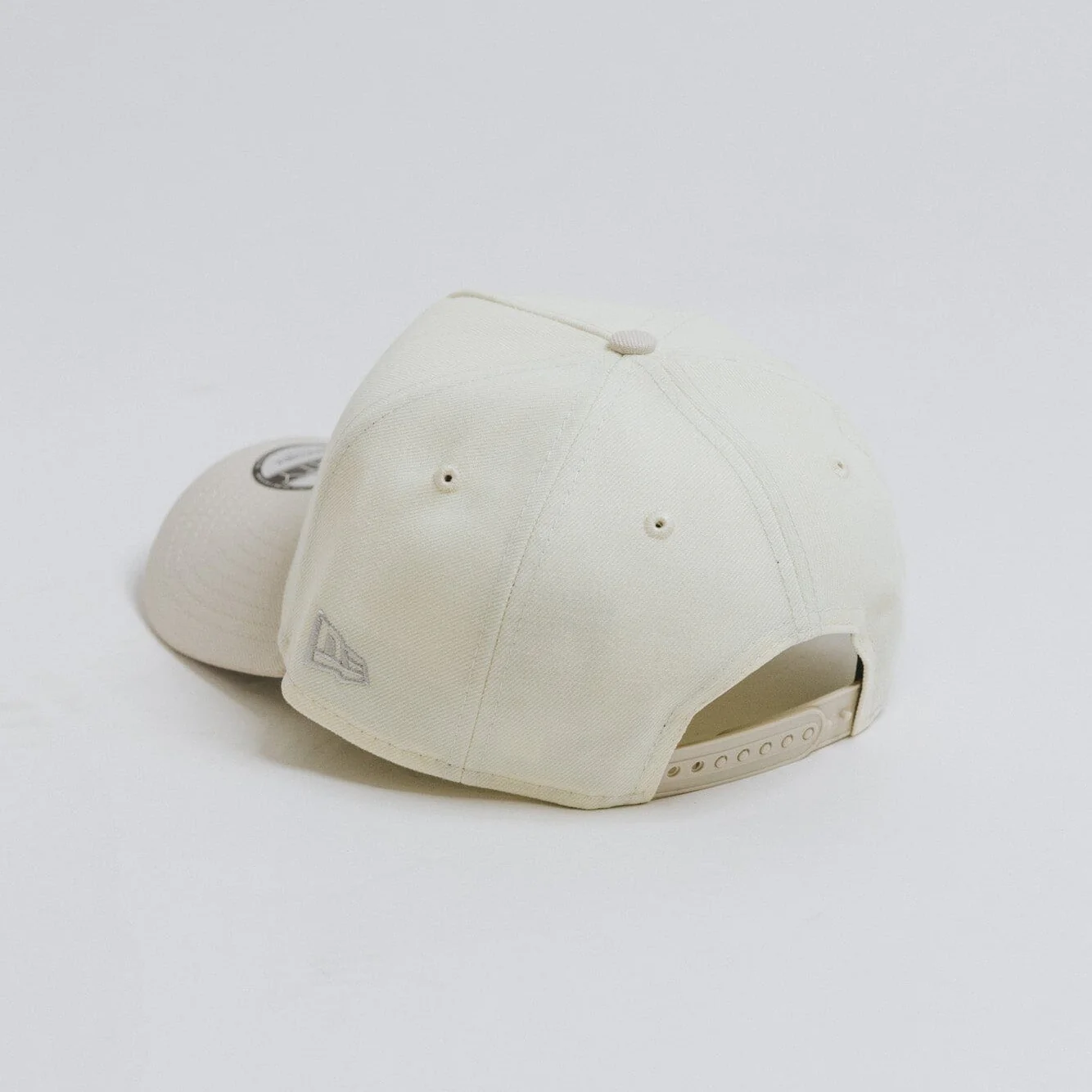 New Era | Los Angeles Dodgers 100 Year Anniversary 9Forty A-Frame Snapback "Cream" - Image 2